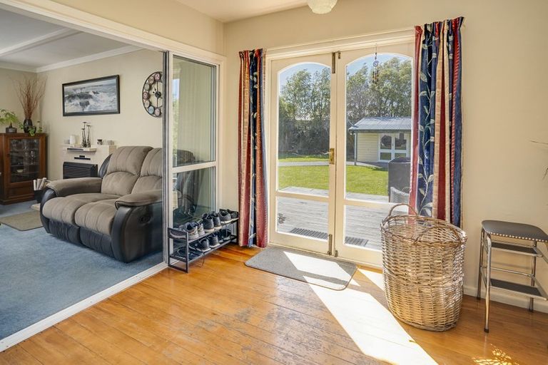 Photo of property in 12 Morris Road, Amberley, 7410