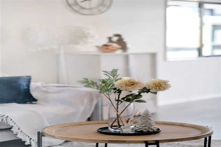 Photo of property in 48 Hikuawa Road, Flat Bush, Auckland, 2019