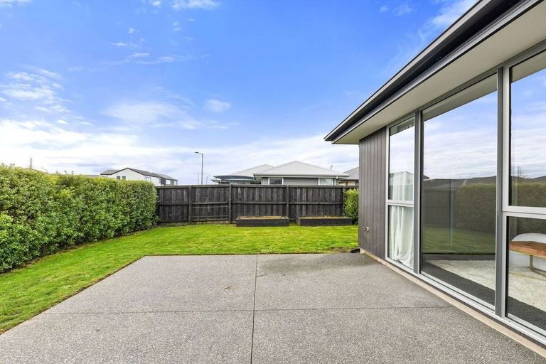 Photo of property in 32 George West Square West, Wigram, Christchurch, 8025