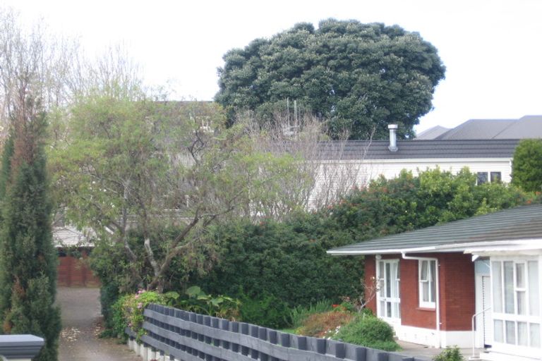 Photo of property in 392 Devonport Road, Tauranga South, Tauranga, 3112