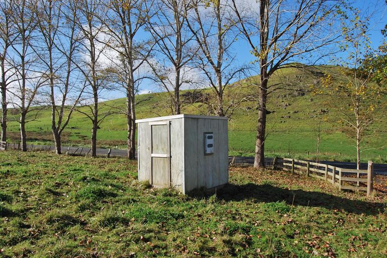 Photo of property in 542e Oneriri Road, Kaiwaka, 0573