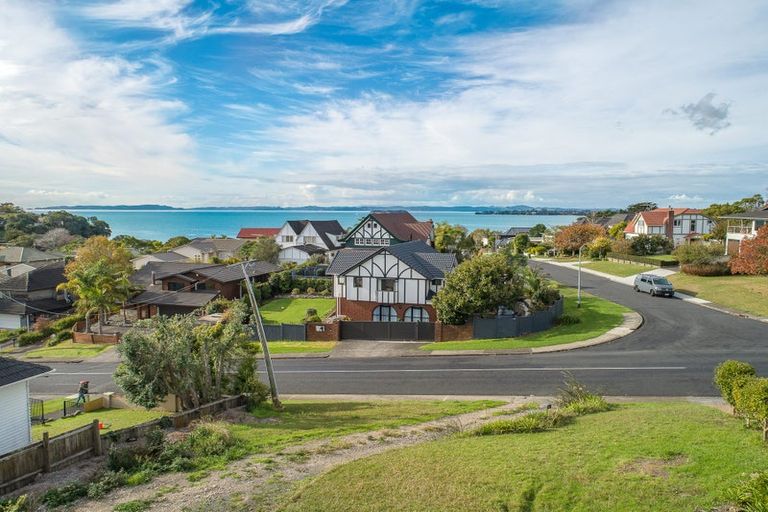 Photo of property in 45 Pah Road, Cockle Bay, Auckland, 2014