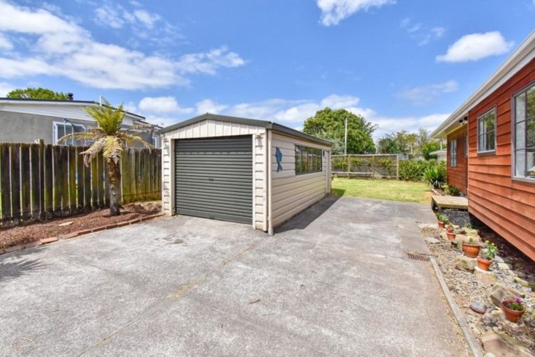 Photo of property in 1/14 View Road, Papakura, 2110