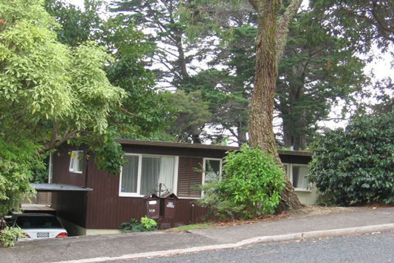 Photo of property in 1/14 Glenbush Place, Birkenhead, Auckland, 0626