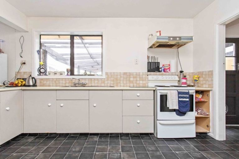 Photo of property in 230 Shortland Street, Aranui, Christchurch, 8061