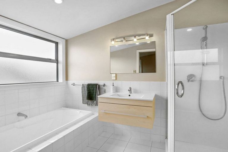 Photo of property in 16 East Ellington Drive, Mairehau, Christchurch, 8052