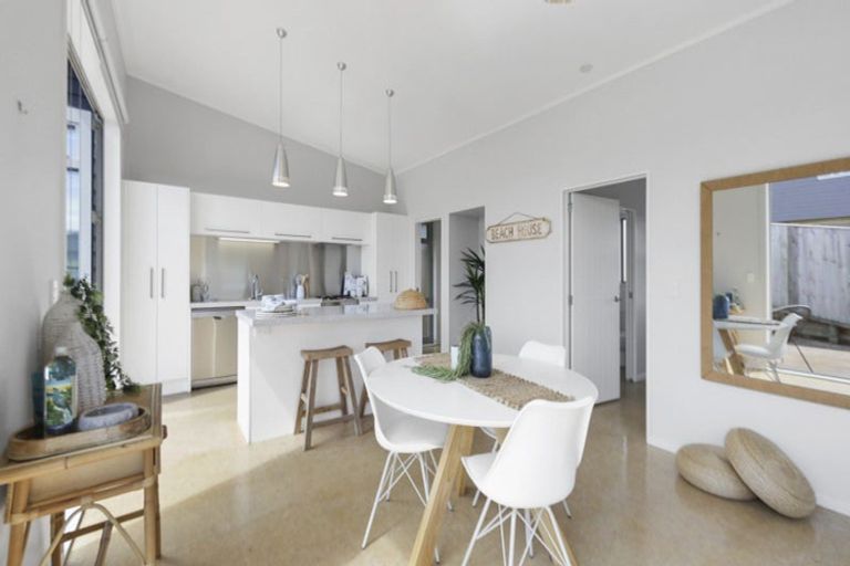 Photo of property in 37 Driftwood Place, Mangawhai Heads, Mangawhai, 0505