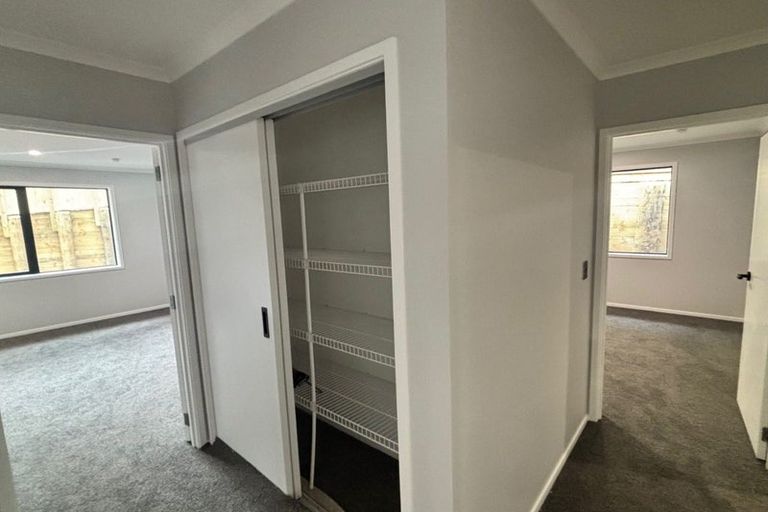 Photo of property in 33 Coptic Terrace, Pokeno, 2402