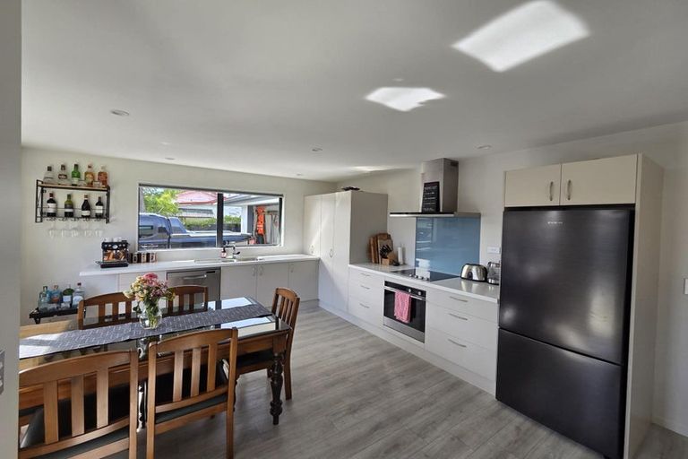 Photo of property in 411a Bower Avenue, Parklands, Christchurch, 8083