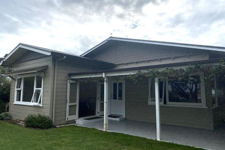 Photo of property in 2041 Ngunguru Road, Ngunguru, Whangarei, 0173