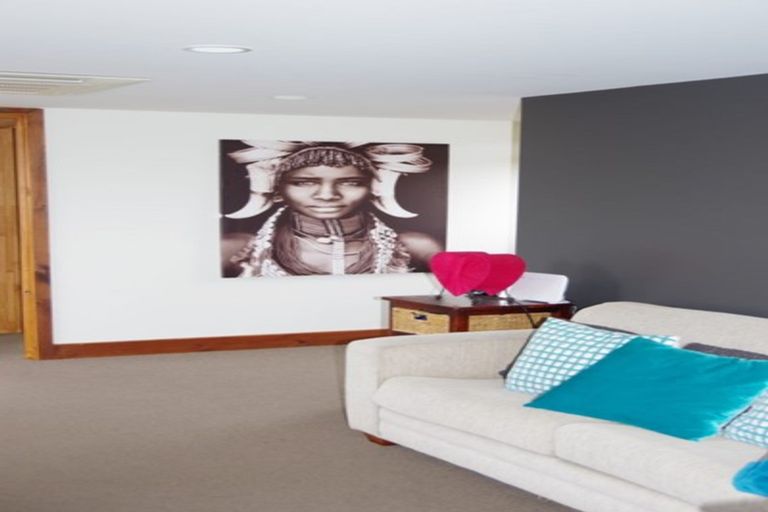 Photo of property in 6 Astelia Way, Waipahihi, Taupo, 3330