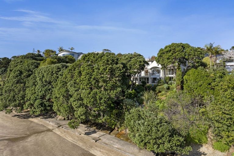 Photo of property in 155 Mellons Bay Road, Mellons Bay, Auckland, 2014