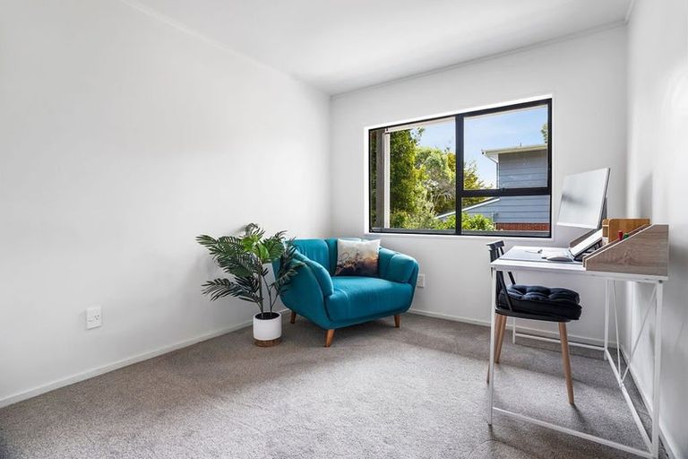 Photo of property in 1/30 Simon Ellice Drive, Bayview, Auckland, 0629