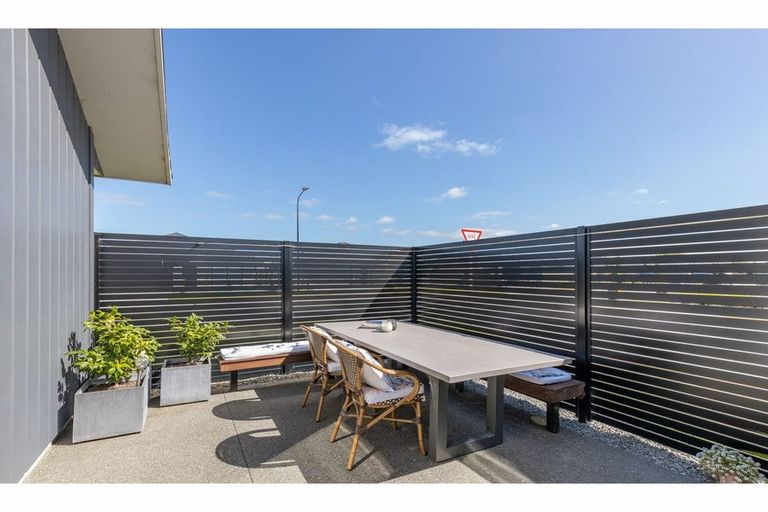 Photo of property in 1 Tara Crescent, Woodend, 7610