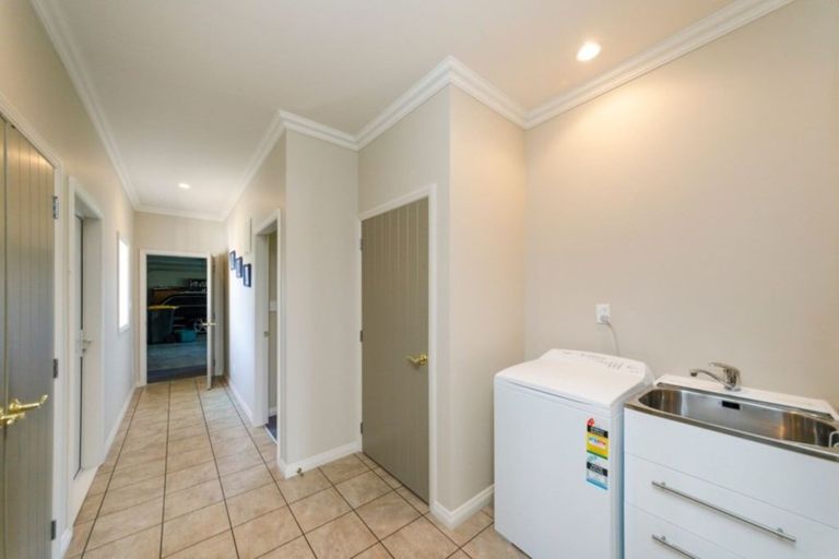 Photo of property in 22 Kebbell Terrace, Ohau, Levin, 5570