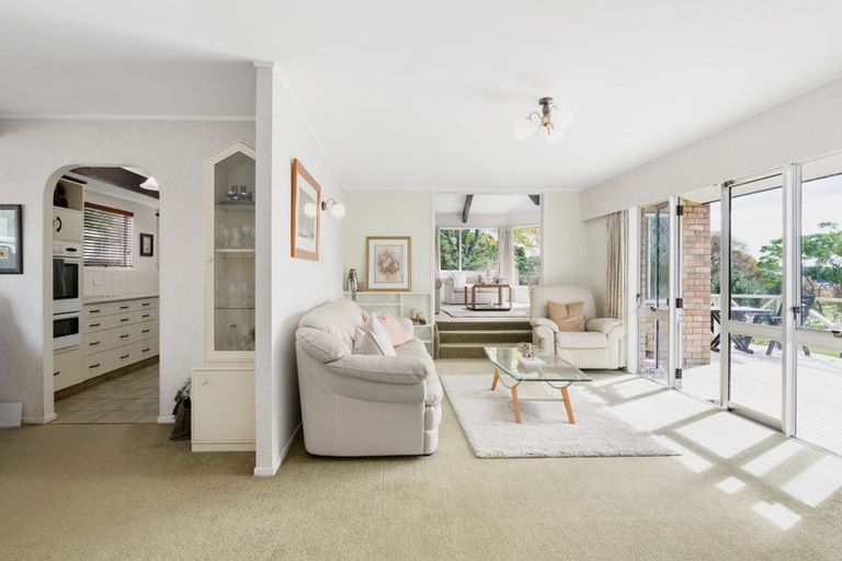 Photo of property in 37 Amanda Avenue, Dinsdale, Hamilton, 3204