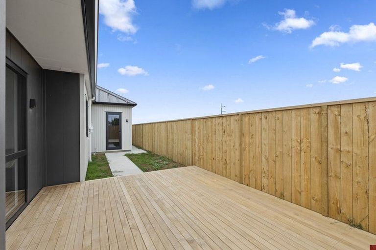 Photo of property in 13 Wagyu Lane, Karaka, 2580