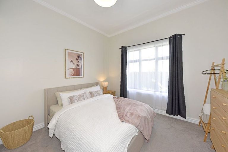 Photo of property in 208 Springfield Road, St Albans, Christchurch, 8014