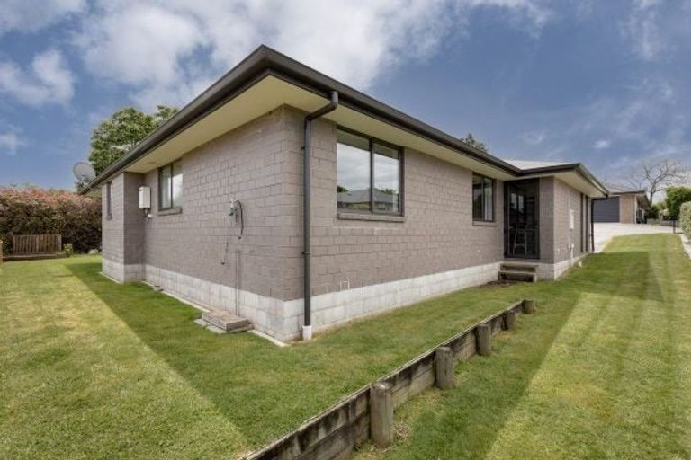 Photo of property in 87 Margaret Drive, Omokoroa, 3114