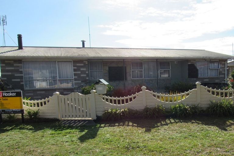Photo of property in 180 Russell Road, Huntly, 3700