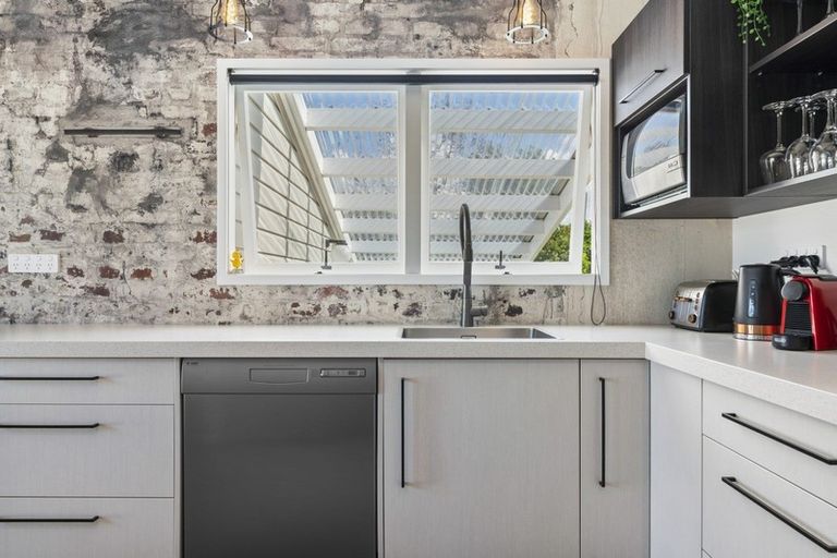 Photo of property in 13 Fairview Place, Te Puke, 3119