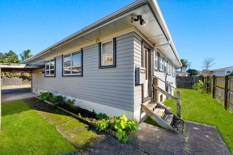 Photo of property in 53b Springs Road, Parakai, 0830