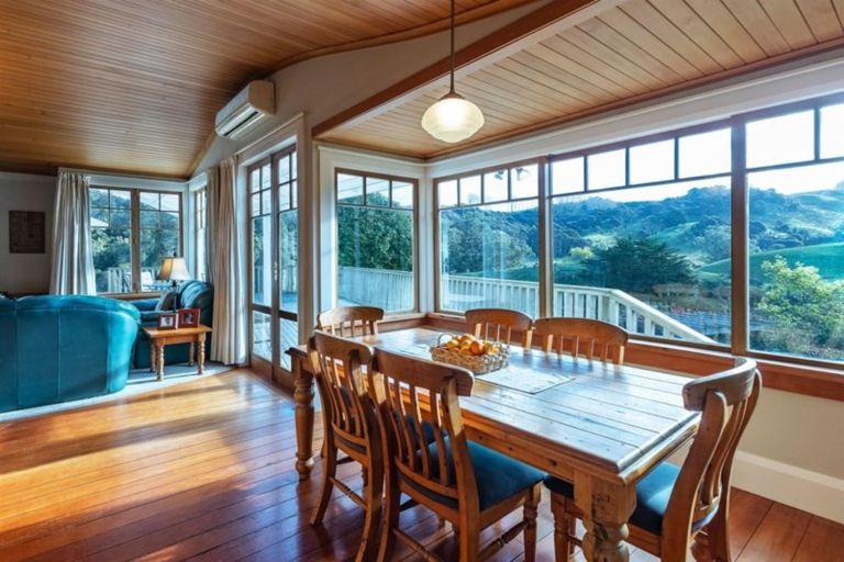 Photo of property in 102 Mount Curl Road, Hunterville, 4784