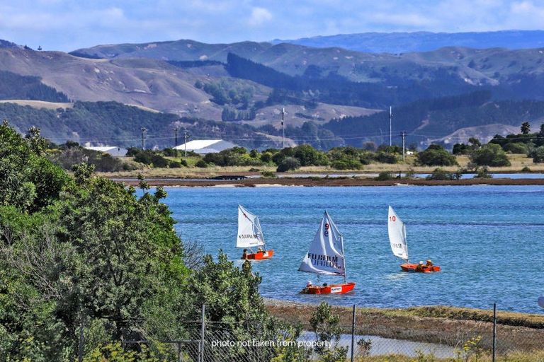 Photo of property in The Terraces, 18/9 Humber Street, Pandora, Napier, 4110