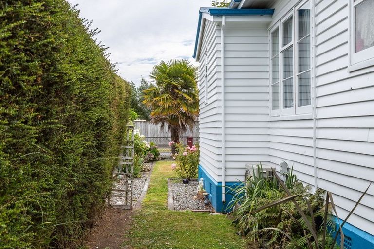 Photo of property in 1 Mcgregor Crescent, Masterton, 5810