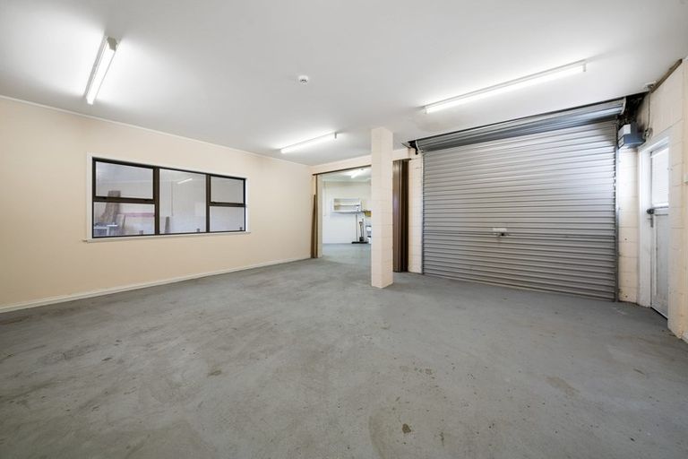 Photo of property in 46 Eskdale Road, Papakowhai, Porirua, 5024