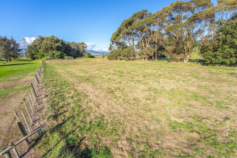 Photo of property in 50 Old Coach Road, Otaki, 5512