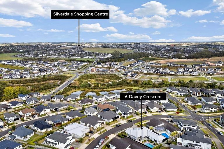 Photo of property in 6 Davey Crescent, Orewa, 0931