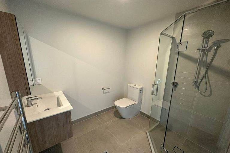 Photo of property in 5/66 Metcalfe Road, Ranui, Auckland, 0612