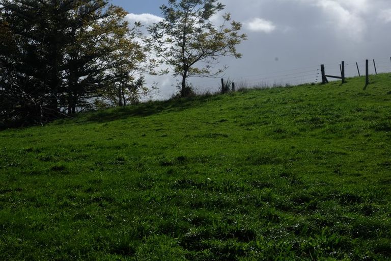 Photo of property in 211 Kimihia Road, Huntly, 3771