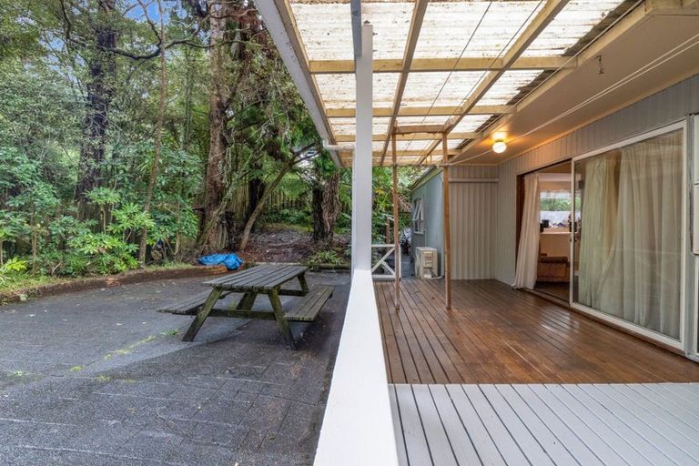 Photo of property in 12 Karapiti Place, Glen Eden, Auckland, 0602