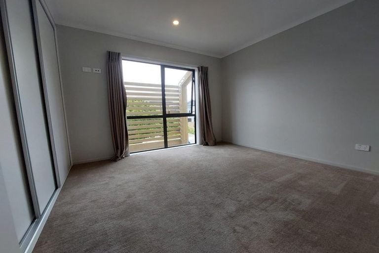 Photo of property in 36 Pukewhero Rise, Westgate, Auckland, 0614