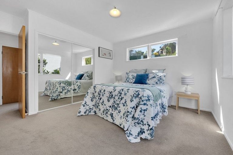 Photo of property in 36 Compton Street, Hillcrest, Auckland, 0627