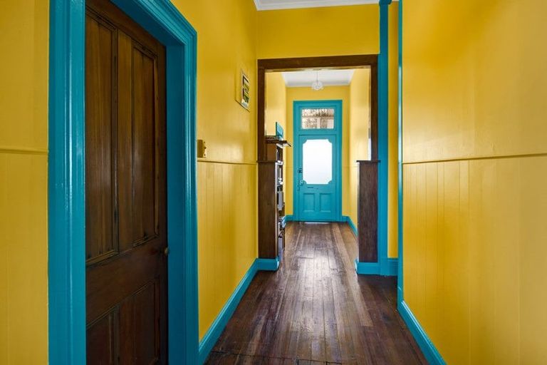 Photo of property in 24 Albany Street, Patea, 4520