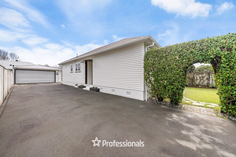 Photo of property in 59 Naenae Road, Naenae, Lower Hutt, 5011