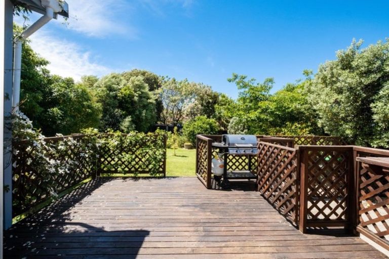 Photo of property in 80 Meeanee Quay, Westshore, Napier, 4110