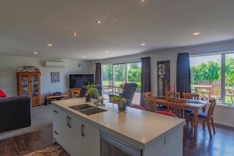 Photo of property in 21 Factory Road, Temuka, 7920