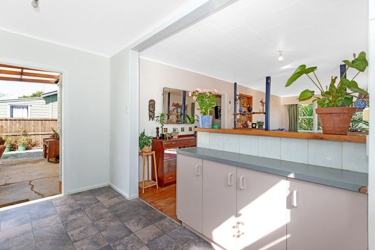 Photo of property in 35 Lyndhurst Street, Awapuni, Gisborne, 4010