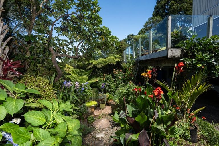 Photo of property in 191 Carter Road, Oratia, Auckland, 0604