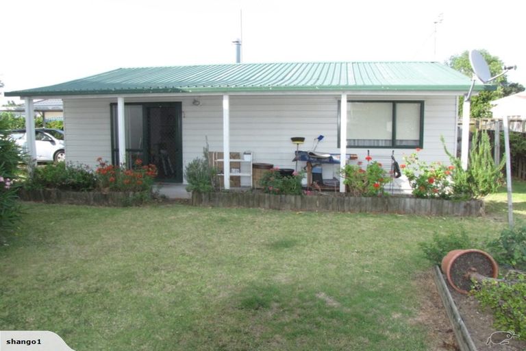 Photo of property in 11a Sullivan Avenue, Woolston, Christchurch, 8023