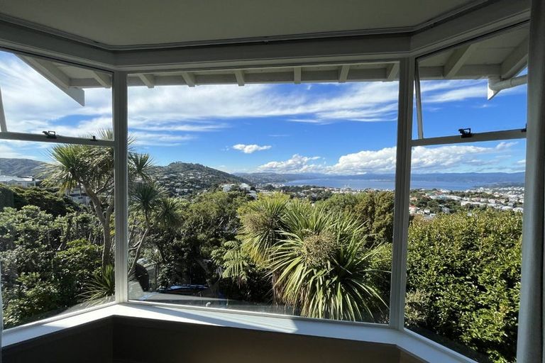 Photo of property in 78 Moana Road, Kelburn, Wellington, 6012