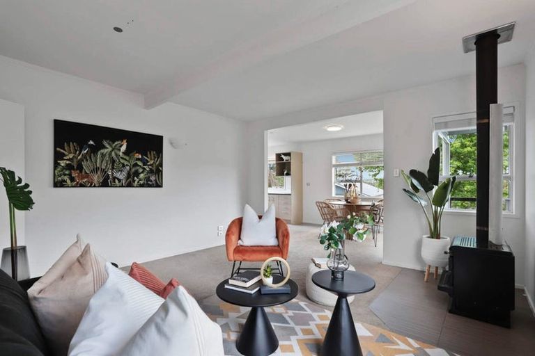 Photo of property in 18a Puketitiro Street, Glen Eden, Auckland, 0602