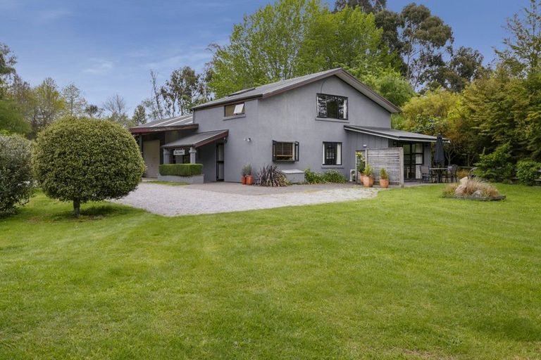 Photo of property in 201 Gillespie Place, Acacia Bay, Taupo, 3385