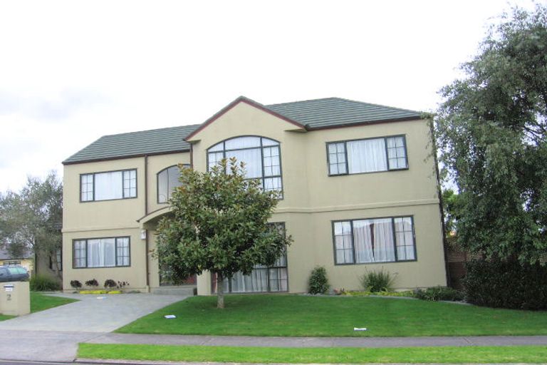 Photo of property in 2 Athenry Place, Dannemora, Auckland, 2016