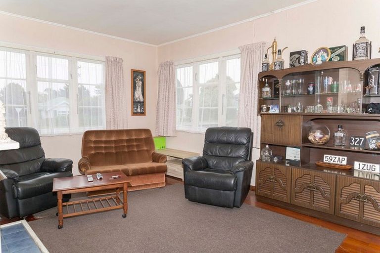 Photo of property in 62 Cole Street, Dannevirke, 4930