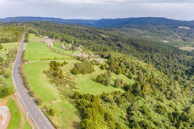 Photo of property in 1064 Pungaere Road, Waipapa, 0295